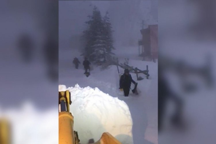 Trabzon'da Sis Dağı'nda karda mahsur kalan 8 kişilik ailenin yardımına ekipler koştu
