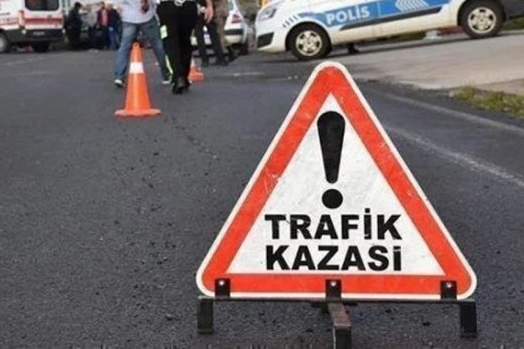 Afyonkarahisar'da yaya ge&ccedil;idinden ge&ccedil;en &ccedil;ocuğa otomobil &ccedil;arptı!