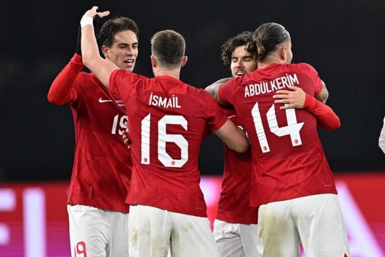 Montella d&uuml;ğmeye bastı! Milli takıma 3 yeni yıldız