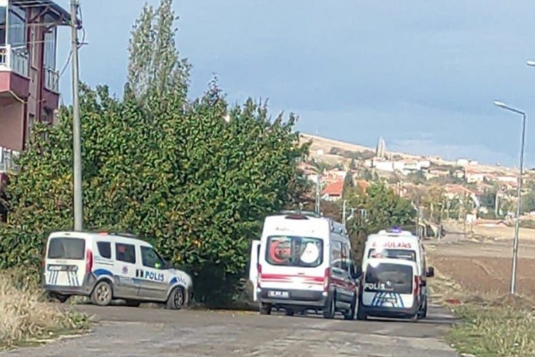 Ankara'da gelin kayınvalidesini bı&ccedil;akla &ouml;ld&uuml;rd&uuml;