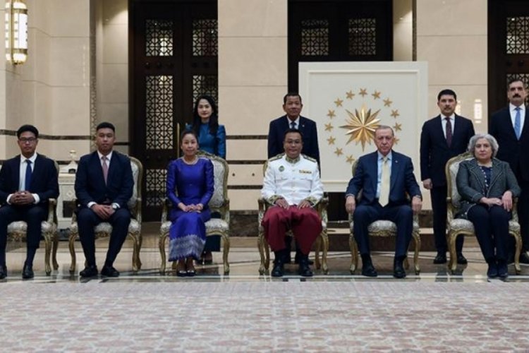 Cumhurbaşkanı Erdoğan, Kambo&ccedil;ya B&uuml;y&uuml;kel&ccedil;isi Sok'u ağırladı