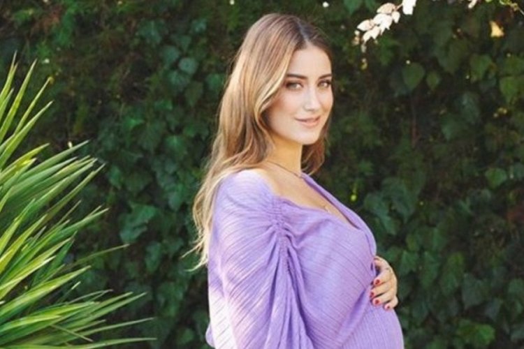 Hazal Kaya takıntılarını anlattı: Sirkeyle yıkanıyorum!