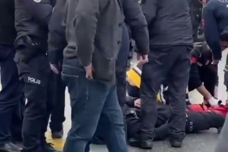 Sakarya'da bı&ccedil;aklı kavgaya m&uuml;dahale eden polis yaralandı