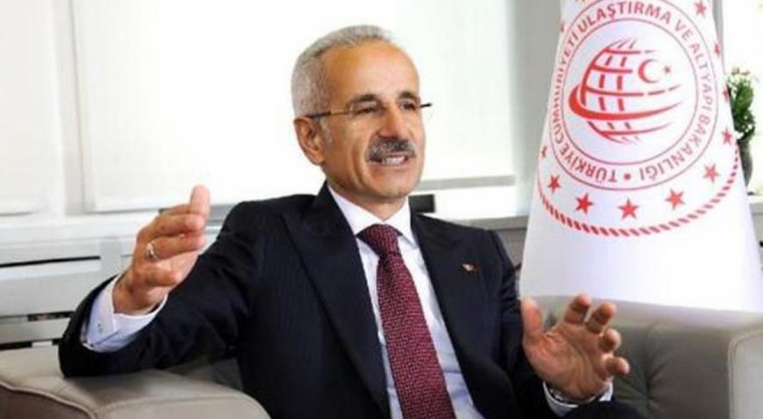 Bakan Uraloğlu: Faaliyet kapasitesini ikiye katlayacak ikinci pisti tamamladık