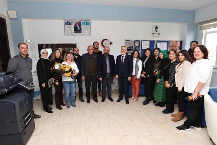 Nil&uuml;fer Belediye Başkanı Erdem: &Ouml;ğretmenlerimize minnettarız