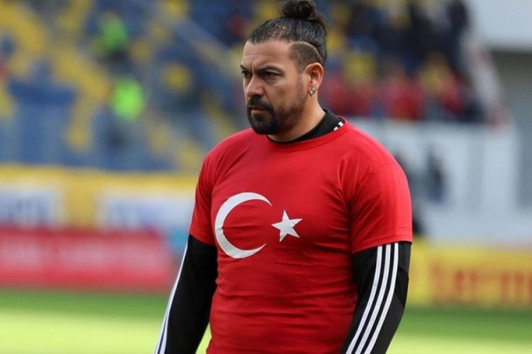 Servet &Ccedil;etin: Yabancıya karşıyım