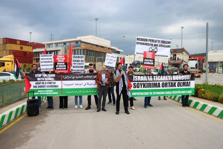 Bursa'da iş&ccedil;ilere boykota destek &ccedil;ağrısı yapıldı