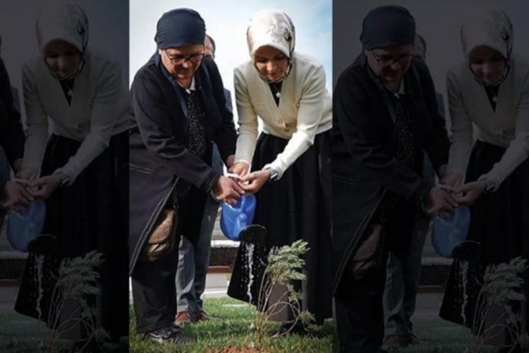Bakan G&ouml;ktaş, Şenay Ayb&uuml;ke Yal&ccedil;ın'ın ailesiyle bir araya geldi