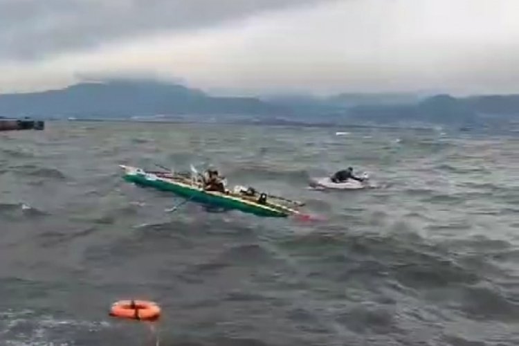 Kocaeli'de r&uuml;zgarda kano alabora oldu!