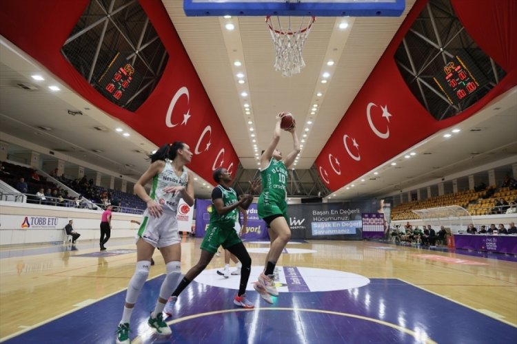 Nesibe Aydın, Bursa Uludağ Basketbol'u mağlup etti