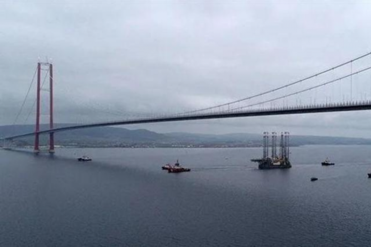 &Ccedil;anakkale Boğazı gemi trafiğine a&ccedil;ıldı