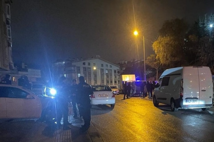 Ankara'da komşular arasında 'tadilat sesi' kavgası: 1 &ouml;l&uuml;, 5 yaralı