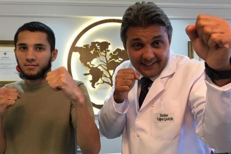Kırımlı boks&ouml;r bir yıldır yediği her şeyi kusuyordu! Antalya'da sağlığına kavuştu