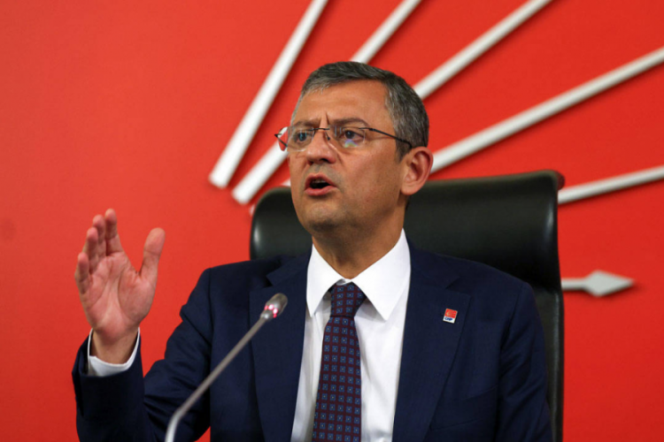 &Ouml;zg&uuml;r &Ouml;zel: Yerel se&ccedil;imler i&ccedil;in 'memnuniyet anketleri' başlıyor