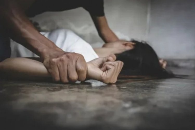 Balıkesir'de minib&uuml;s şof&ouml;r&uuml;nden zihinsel engelli gen&ccedil; kıza cinsel saldırı!