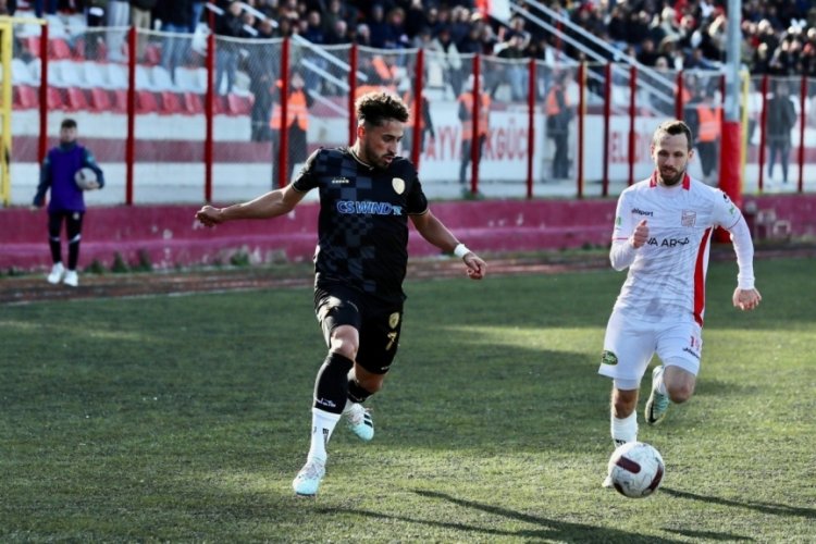 Ayvalıkg&uuml;c&uuml; Belediyespor  Aliağaspor FK 1-1 berabere kaldı