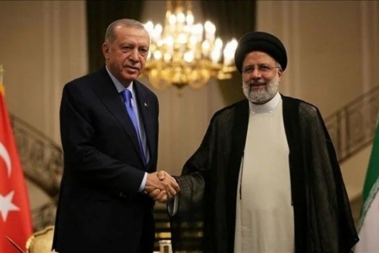 Erdoğan ile İran Cumhurbaşkanı Reisi g&ouml;r&uuml;şt&uuml;