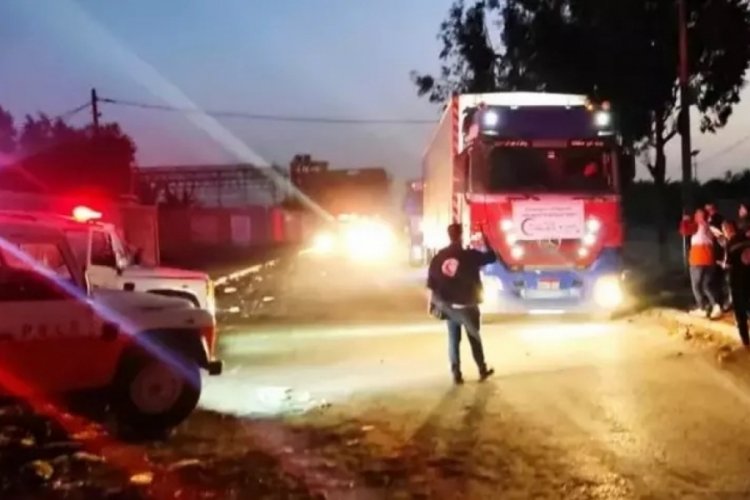 Gazze'ye 100 yardım TIR'ı ulaştı