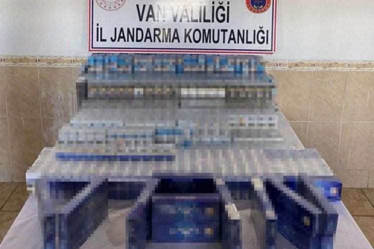 Van'da ka&ccedil;ak&ccedil;ılık operasyonu: 41 g&ouml;zaltı