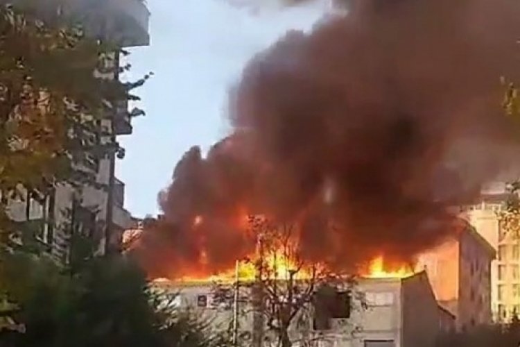 İstanbul'da işyeri yangını!