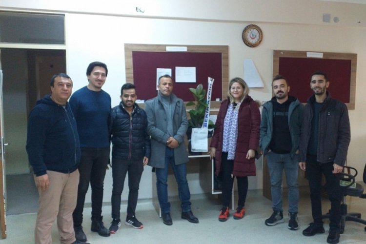 Belediye Başkanı Bekir Aydın deprem b&ouml;lgesindeki &ouml;ğretmenleri unutmadı