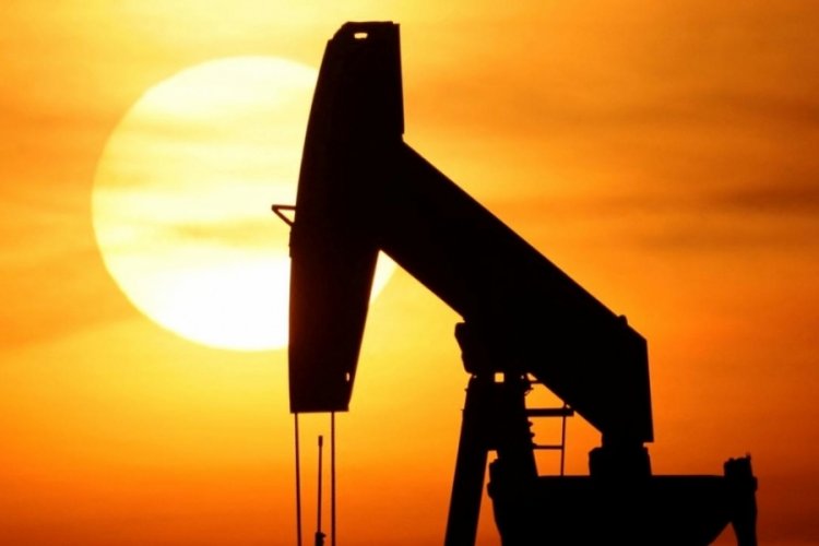 Brent petrol&uuml;n varil fiyatı 80,09 dolar