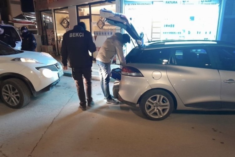 Bursa Emniyeti uygulamalarına ara vermeden devam ediyor