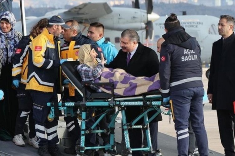 Bakan Koca: Gazze'den yeni bir grup hasta yarın T&uuml;rkiye'ye getirilecek