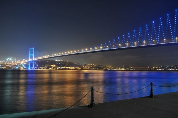 İstanbul Boğazı gemi trafiğine kapatıldı