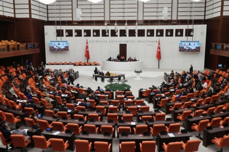 TBMM Genel Kurulunda muhalefet partilerinin grup &ouml;nerileri kabul edilmedi