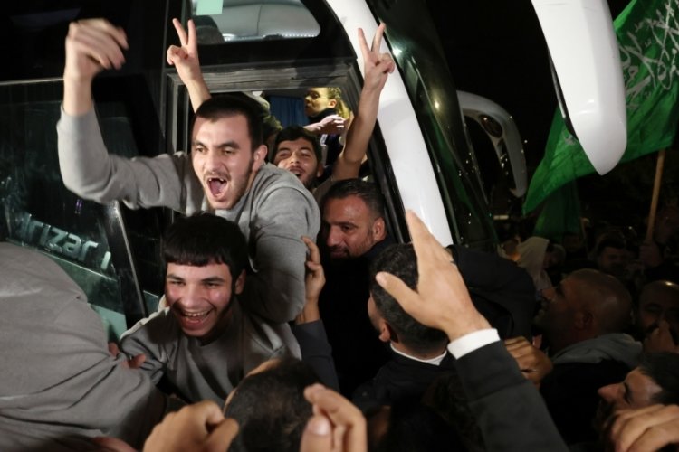 Hamas ile İsrail arasında 5. esir takası tamamlandı