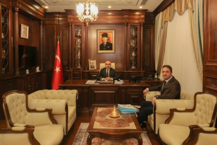 Basın İlan Kurumu Bursa Şube M&uuml;d&uuml;r&uuml; Başeğmez Vali Demirtaş'ı ziyaret etti