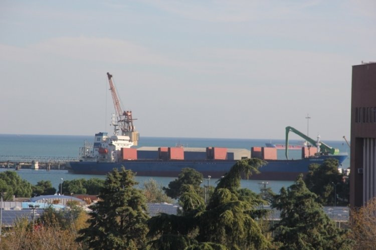 Samsun'dan 10 ayda 1 milyar 61 milyon dolar ihracat