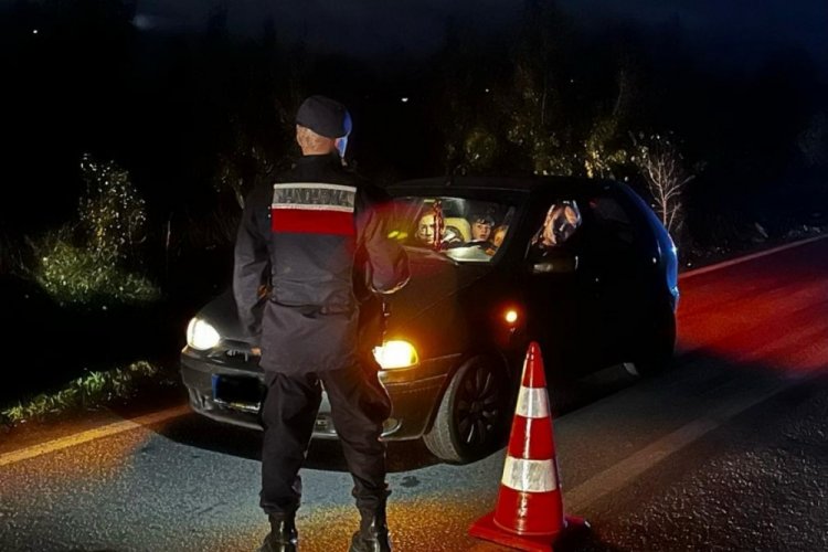 Bursa'da jandarmanın lodos mesaisi