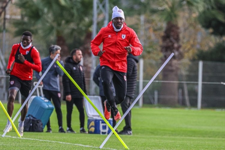 Samsunspor, Adana Demirspor ma&ccedil;ının hazırlıklarını s&uuml;rd&uuml;rd&uuml;