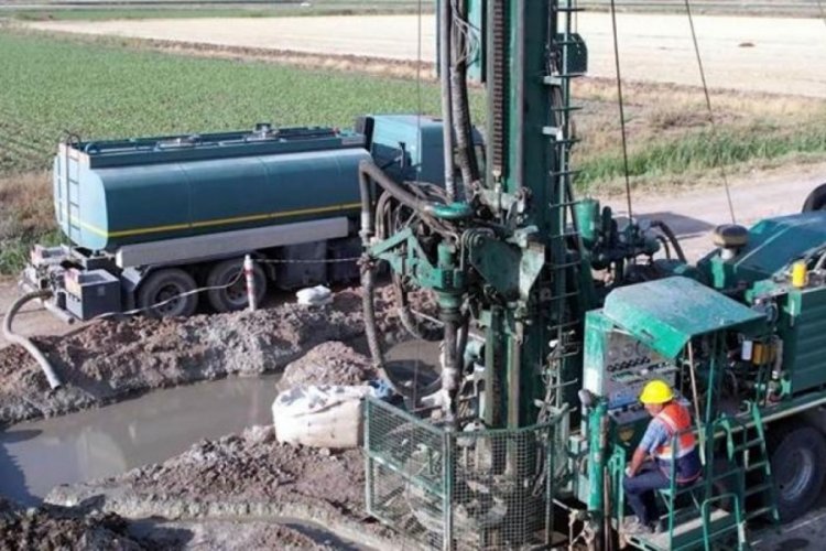 Deprem b&ouml;lgesindeki konutların suyunu DSİ temin edecek