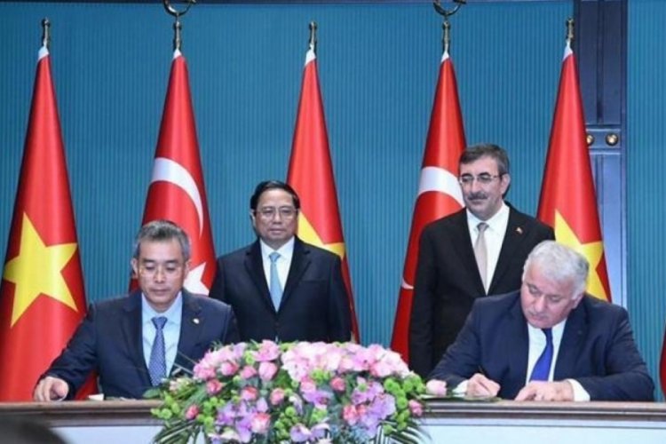 THY ile Vietnam Airlines arasında iyi niyet anlaşması