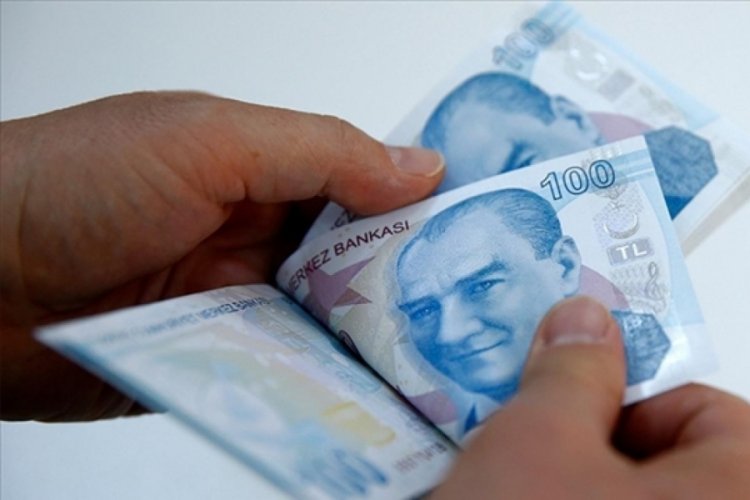 &Ccedil;alışan emeklilere 5 bin lira &ouml;demesi Torba Kanuna eklendi