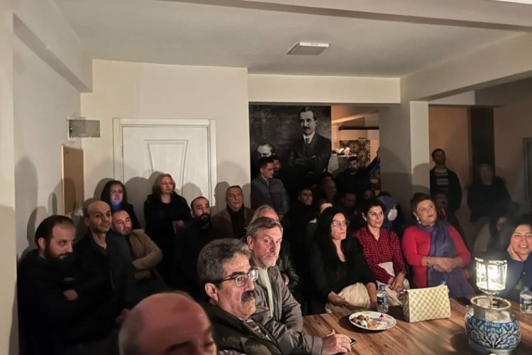 CHP Kestel'de mum ışığında aday adaylık a&ccedil;ıklaması