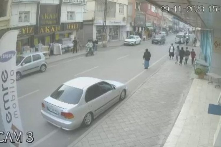 Yolun karşısına ge&ccedil;erken cipin &ccedil;arptığı &ccedil;ocuk yaralandı