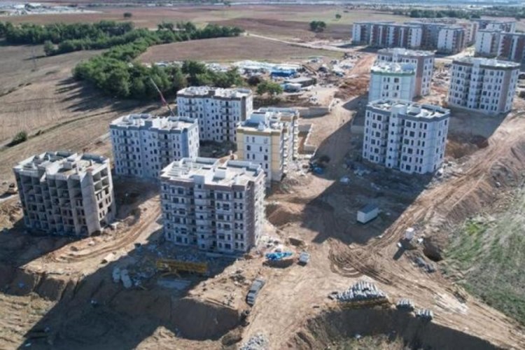 Adana'da deprem konutları y&uuml;kseliyor