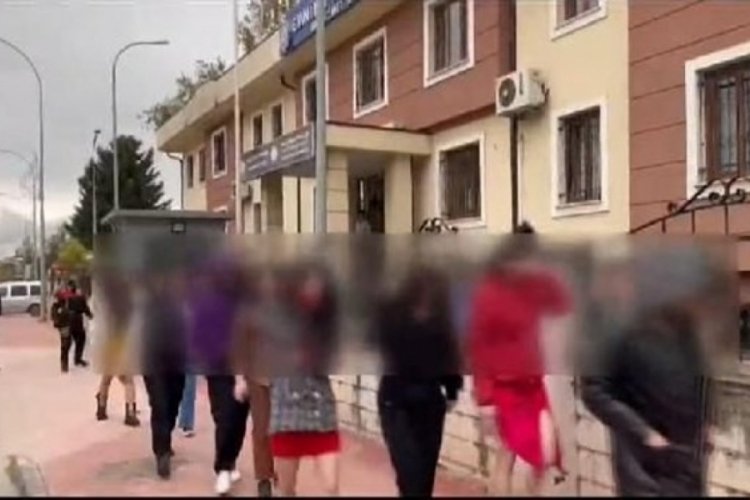 Sakarya'da fuhuş operasyonu! 67 g&ouml;zaltı