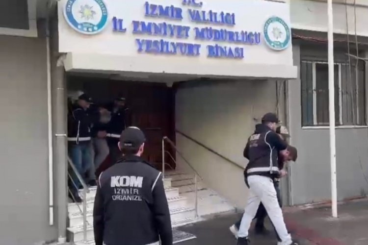 İzmir'deki yasa dışı silah ticareti operasyonunda 2 tutuklama