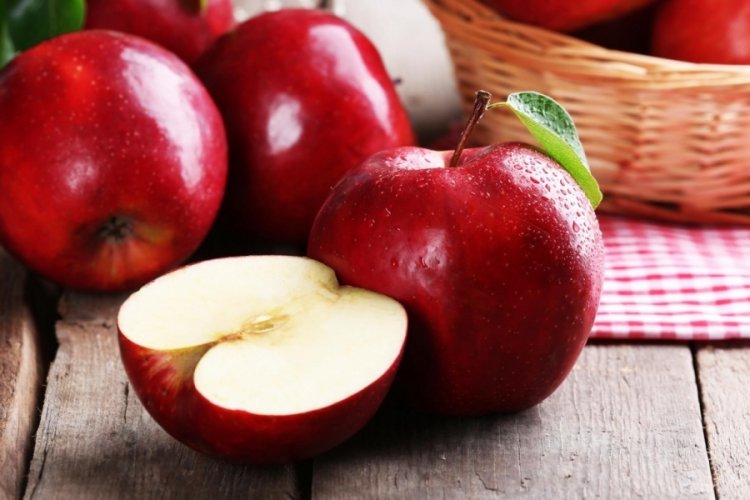 D&uuml;nya Kırmızı Elma Yeme G&uuml;n&uuml; nedir?