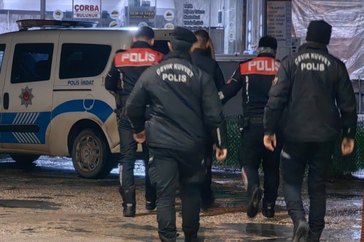 Bursa'da alkoll&uuml; mekanlarda denetim! 2 kişi yakalandı
