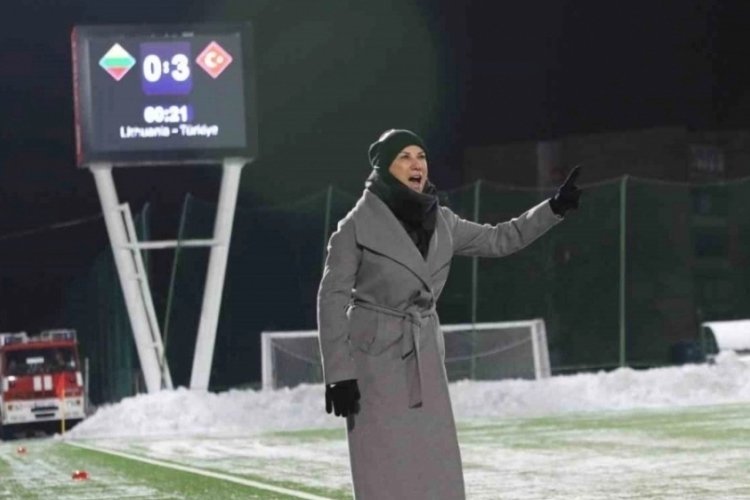 Necla G&uuml;ng&ouml;r Kıragası: Takımımla gurur duyuyorum