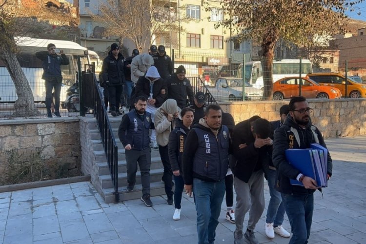 'Gezen Adam' operasyonunda 9 kişi tutuklandı