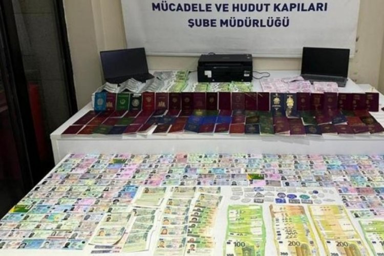 İstanbul'da sahte pasaport operasyonu!