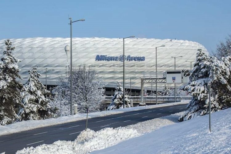 Bayern M&uuml;nih-Union Berlin karşılaşmasına kar engeli
