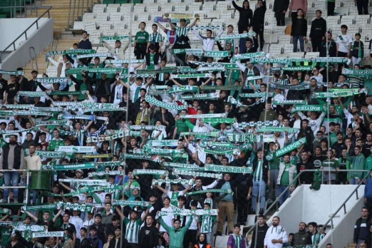 Bursaspor lideri elinden ka&ccedil;ırdı